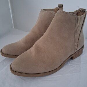 Primark Women's Suede Ankle Booties Color Tan Size 5 NWOT